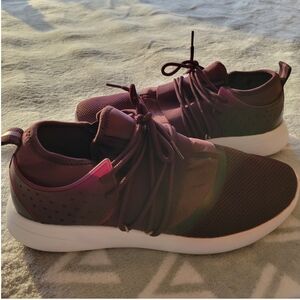 Fabletics Women's Pismo II Stretch Mesh Slip-On Sneakers - Burgundy